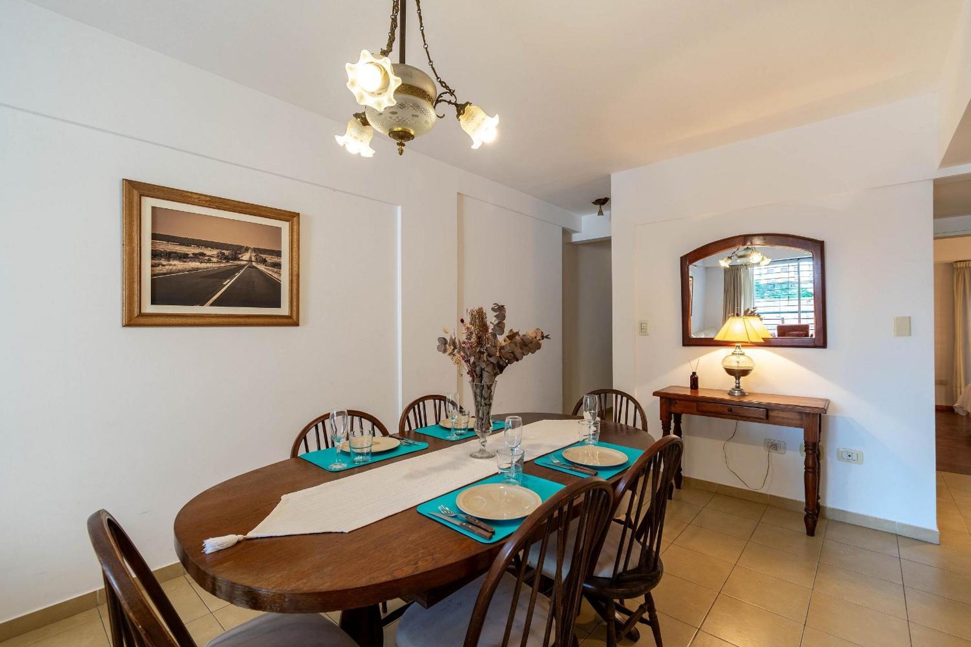 Amplio Y Clasico 3 Amb. Con Cochera | Recoleta Apartment Buenos Aires