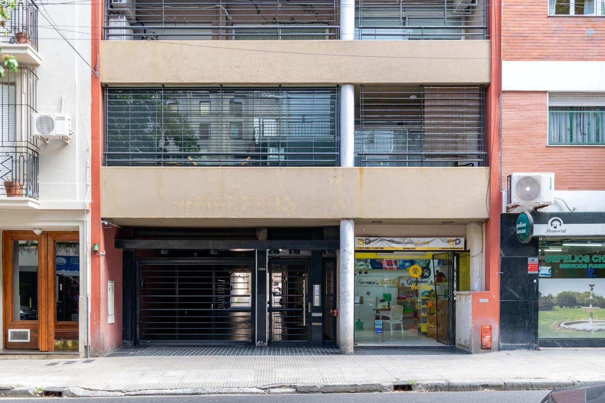 Apartment Amplio Y Clasico 3 Amb. Con Cochera | Recoleta Buenos Aires